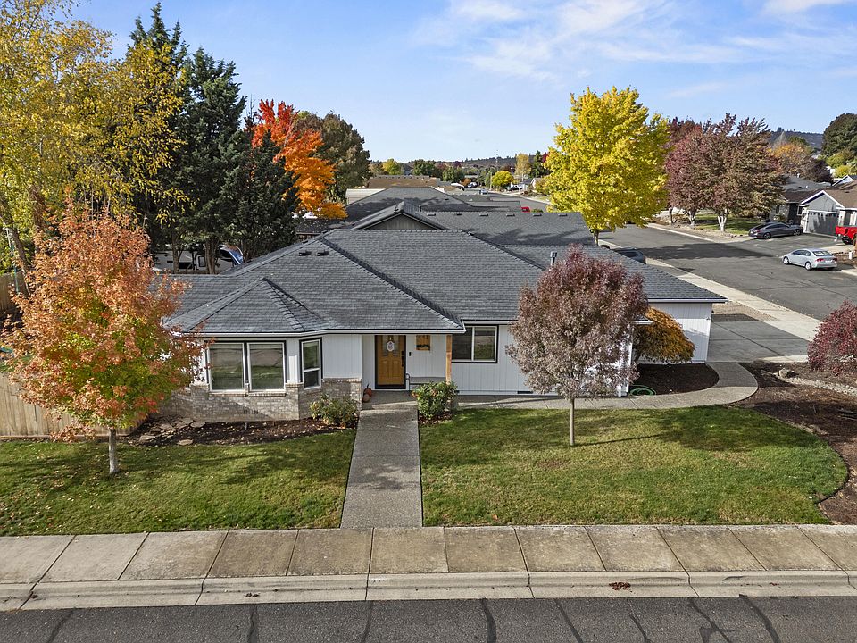 1st image of 441 Candis Dr