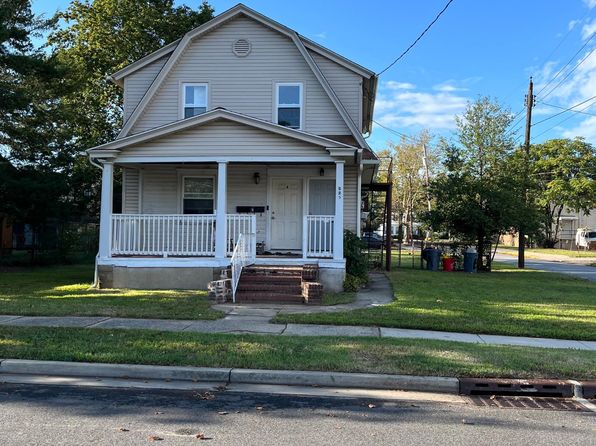 225 Thomson Ave APT B