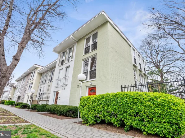 810 3rd St SW #198, Washington, DC 20024