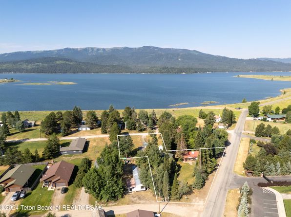 713 & 727 Old Alpine Rd, Alpine, WY 83128