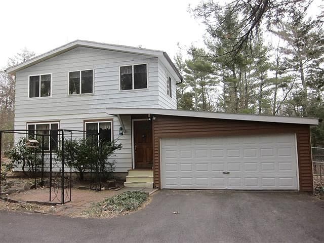 1st image of 24 Cutten Dr