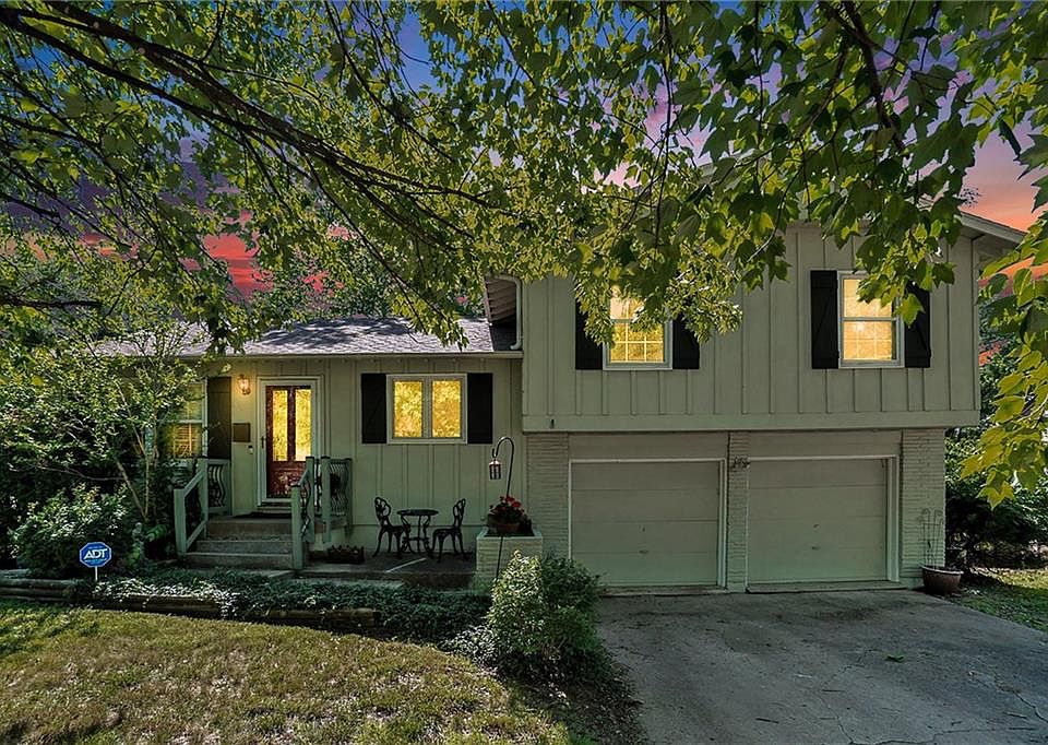 1st image of 10724 Mersington Ave