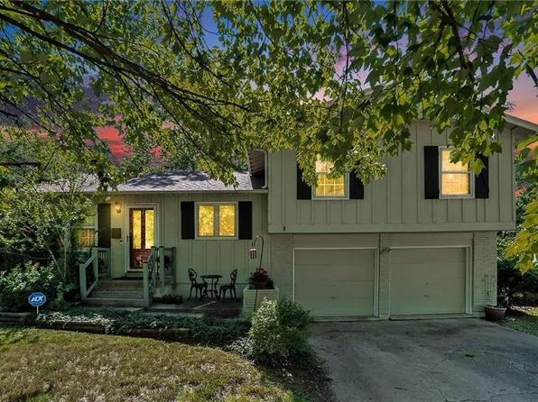 10724 Mersington Ave, Kansas City, MO 64137