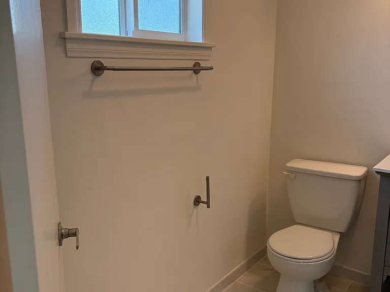 12581 Flower St #7 — Photo 5