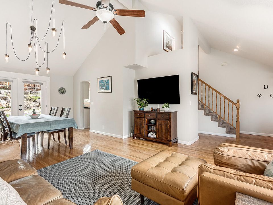 1376 NE Locksley Dr, Bend, OR 97701 | Zillow