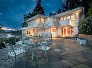 5360 Seaside Pl #54, West Vancouver, BC V7W3E2