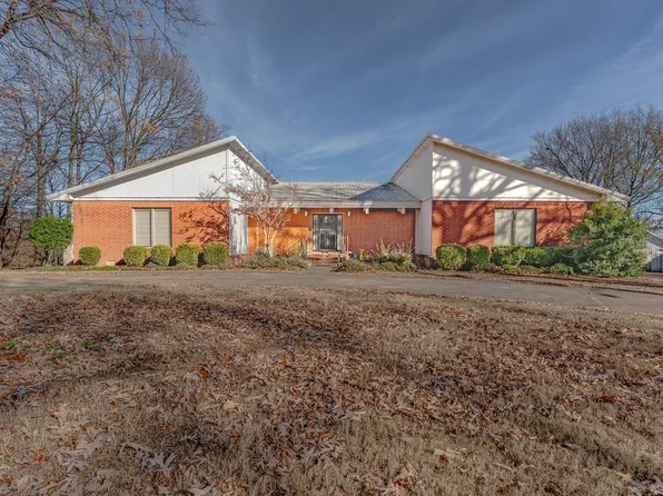 2806 Harrisburg Rd, Jonesboro, AR 72401