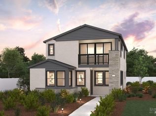 1574 Waterside Ln, Rohnert Park, CA 94928