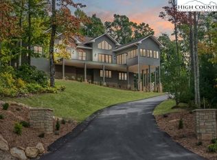 280 Boulder Cay Rd, Boone, NC 28607