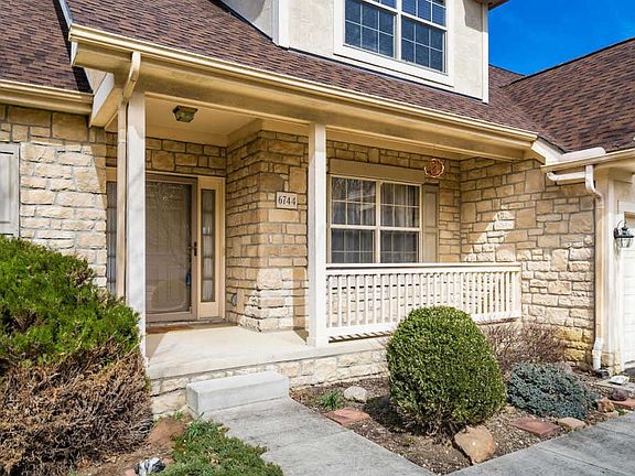 2nd image of 6744 Burnside Ln