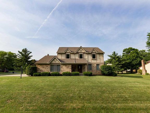 4th image of 10037 Oxford Dr NW