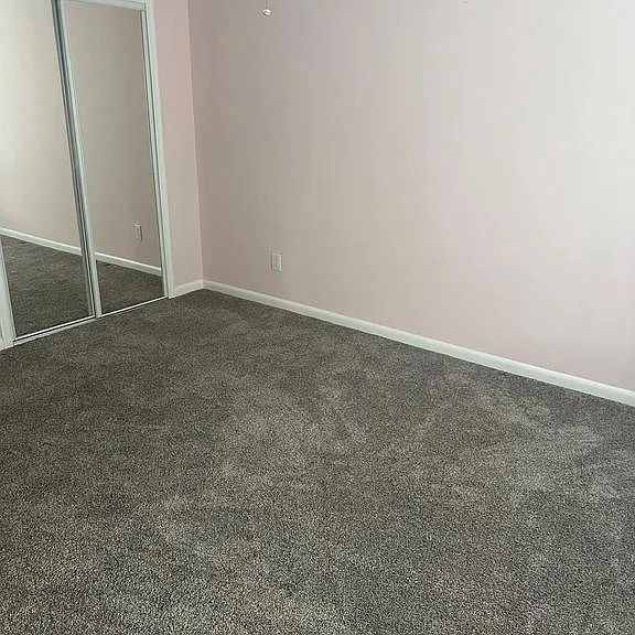 612 Yorkshire Ct — Photo 15