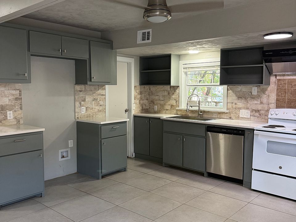 1st image of 2709 NW 12th St #1/2