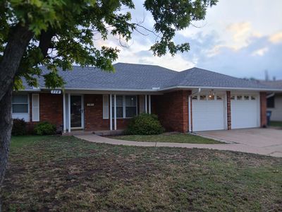 114 S Jane Ln, Enid, OK, 73703