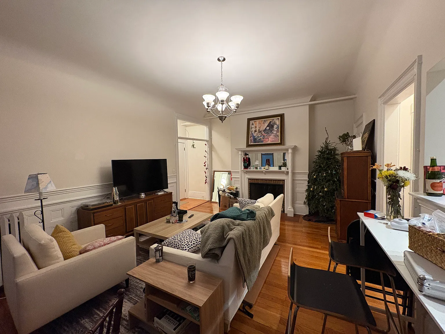 1 bed, 700 sqft, $2,800 — Photo 3