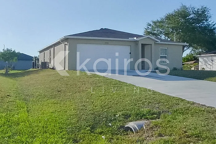 Building Photo - 2838 NW 19th Pl
