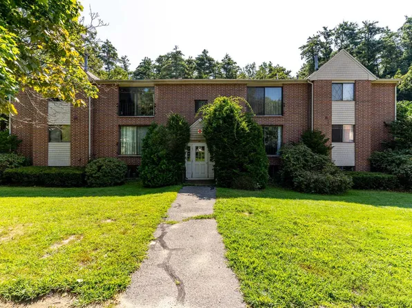 6 Brookside Drive #2, Exeter, NH 03833