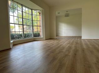 9718 Truscon Dr, Houston, TX 77080