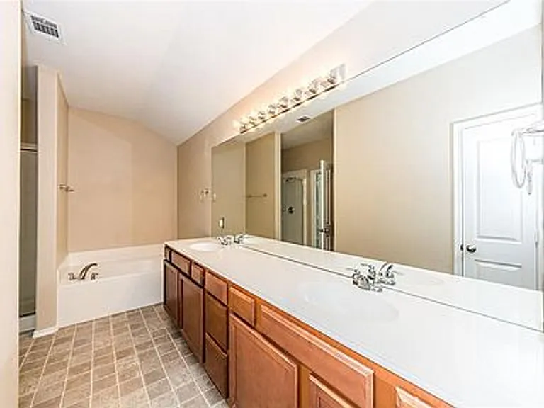 1808 Morning Dove Dr — Photo 14