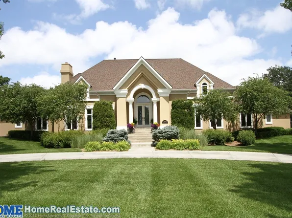 9440 Montello Rd, Lincoln, NE 68520