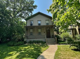1724 Chicago Ave #2, Evanston, IL 60201