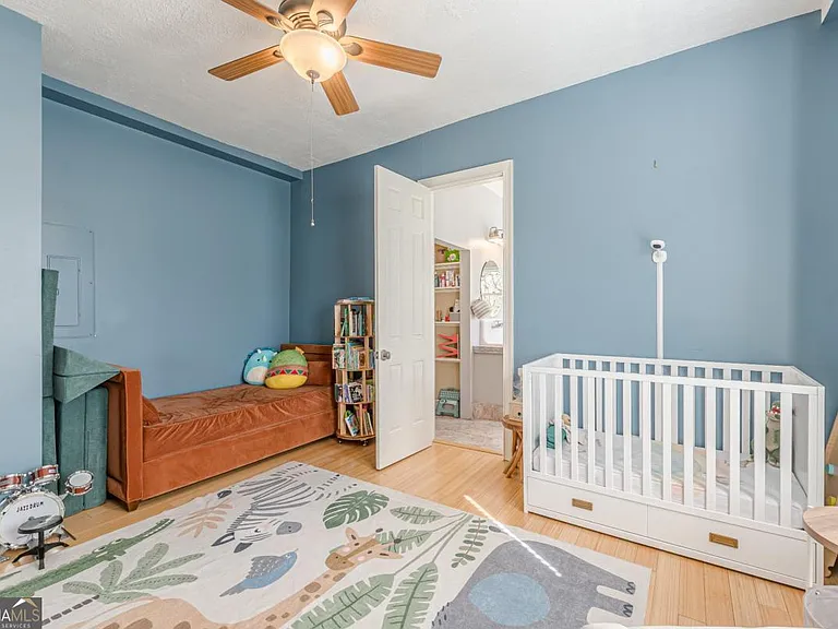 1118 Glenwood Ave SE — Photo 24