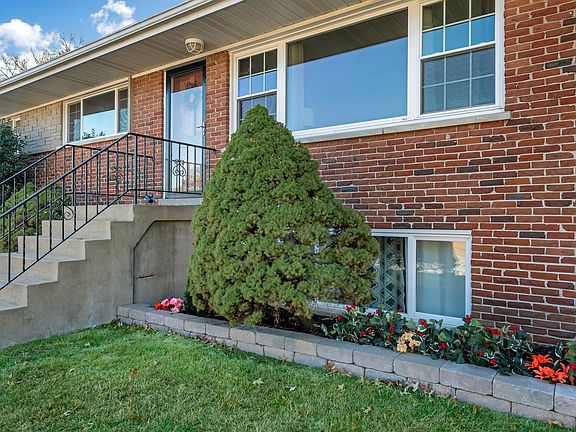 4th image of 8915 Harwich Dr