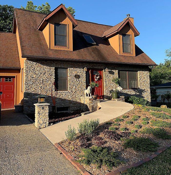 1st image of 1806 E Thornton Dr