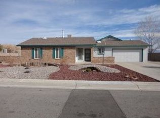 917 Everest Rd SE, Rio Rancho, NM 87124