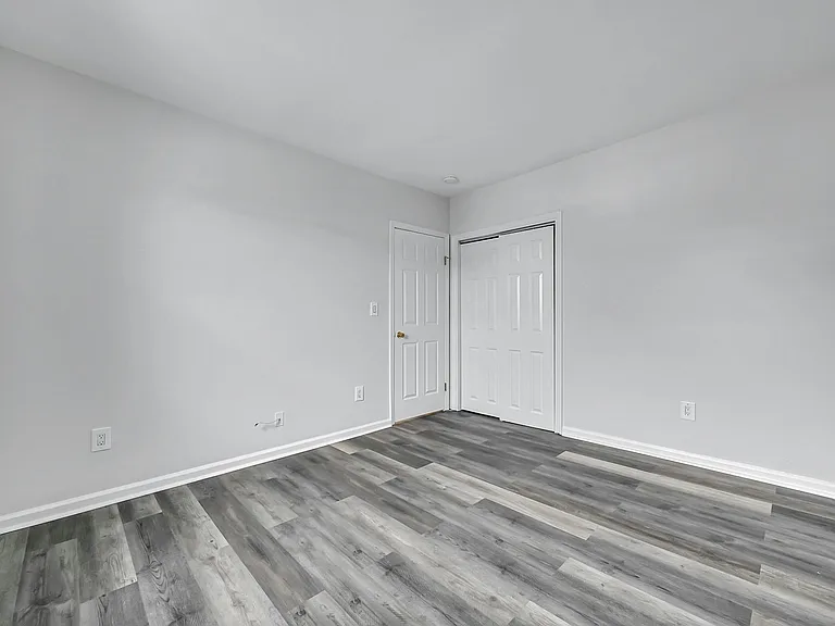 240 Halstead Ave #A3 — Photo 12