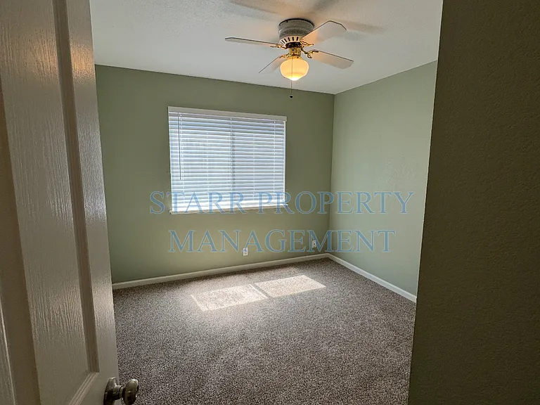 10086 River Falls Cir — Photo 17