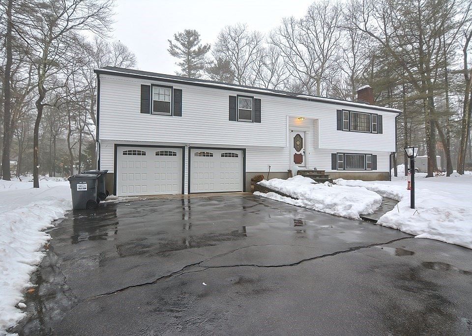 1st image of 5 Wampanoag Ave