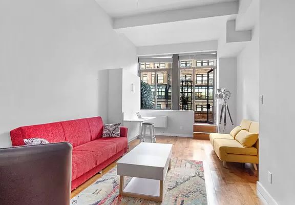 4th image of 310 E 46th St APT 15S