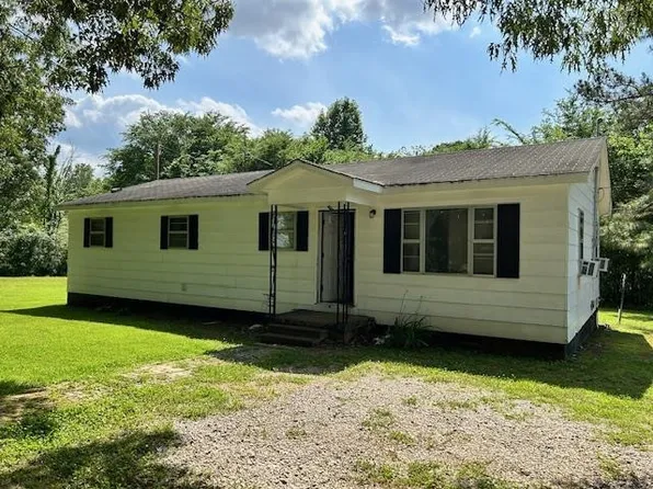 2400 Clarence Norfleet Rd, Humboldt, TN 38343