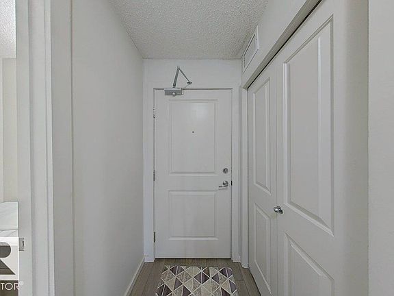 4th image of 390 Windermere Rd NW #429