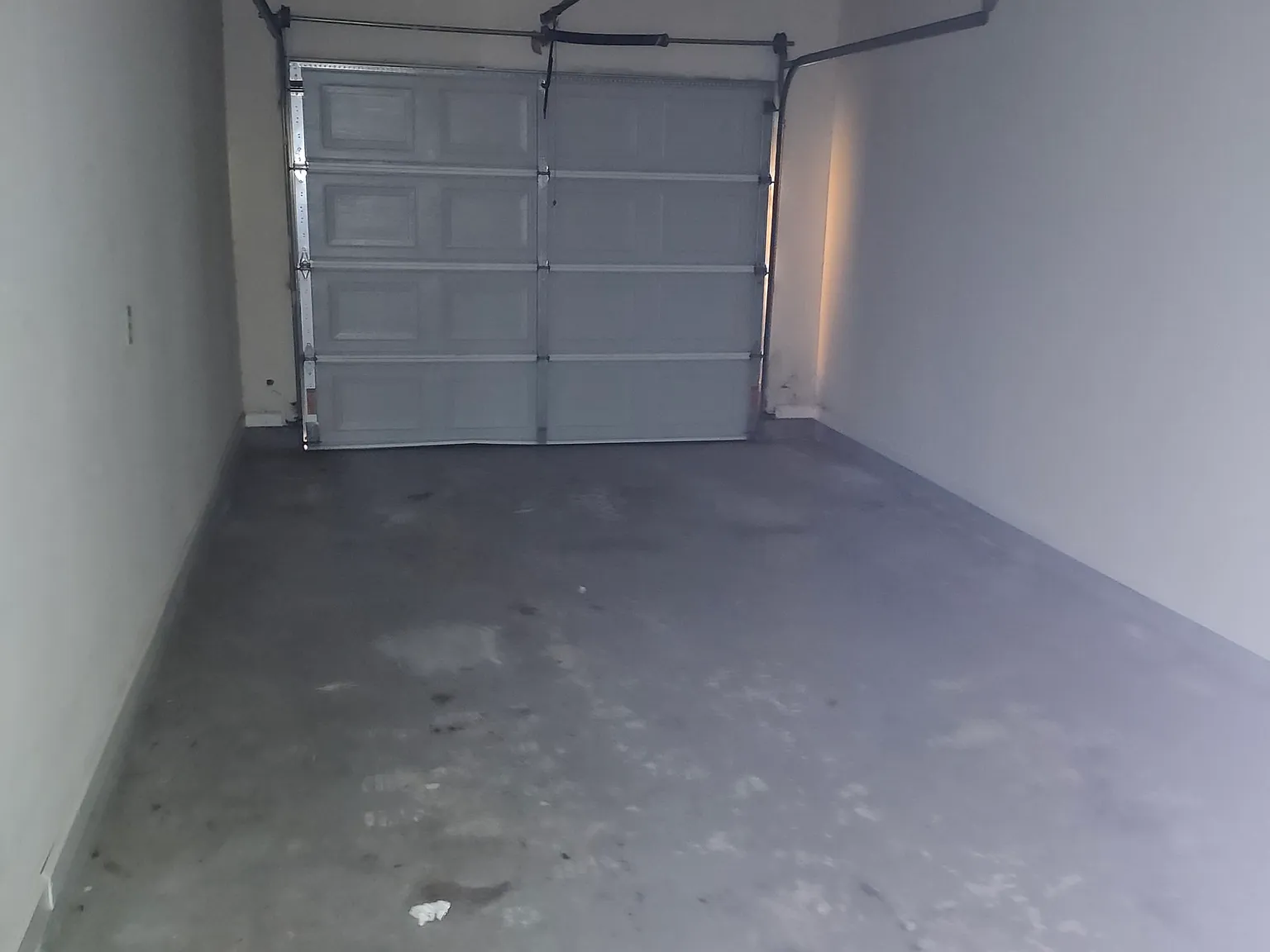 3 bed, 2.5 bath, 1612 sqft, $1,600 — Photo 3