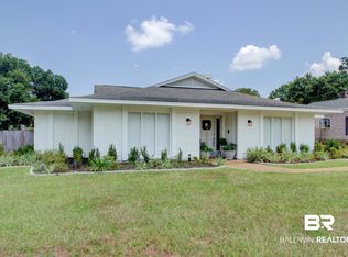 6608 Chimney Top Dr N, Mobile, AL 36695