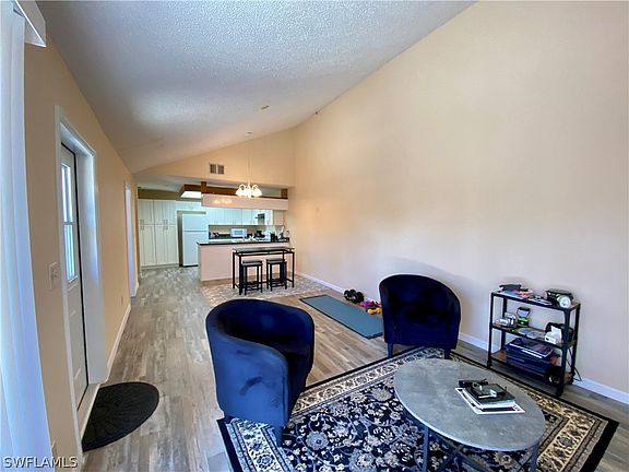 2nd image of 5606 Foxlake Dr