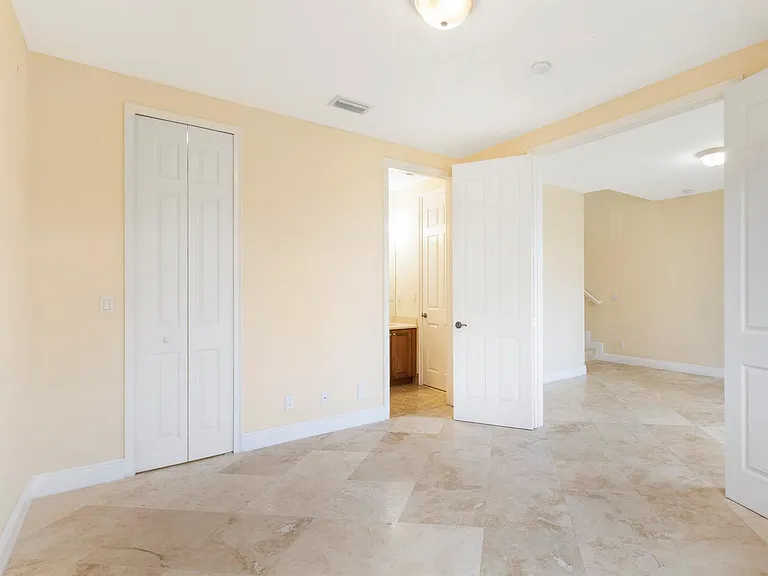 3028 Waterside Cir — Photo 9