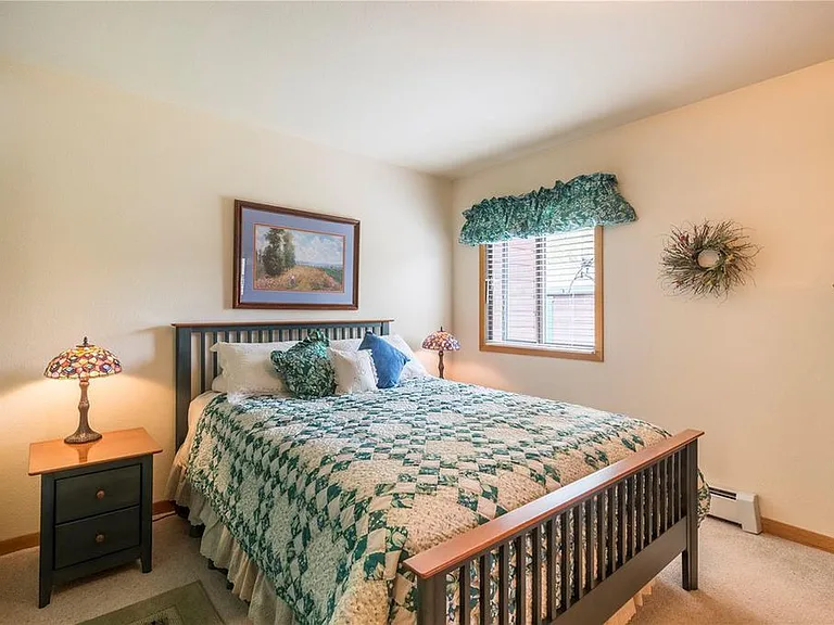 17 E Logan Ave — Photo 15