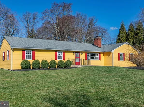 607 Scotch Rd, Pennington, NJ 08534