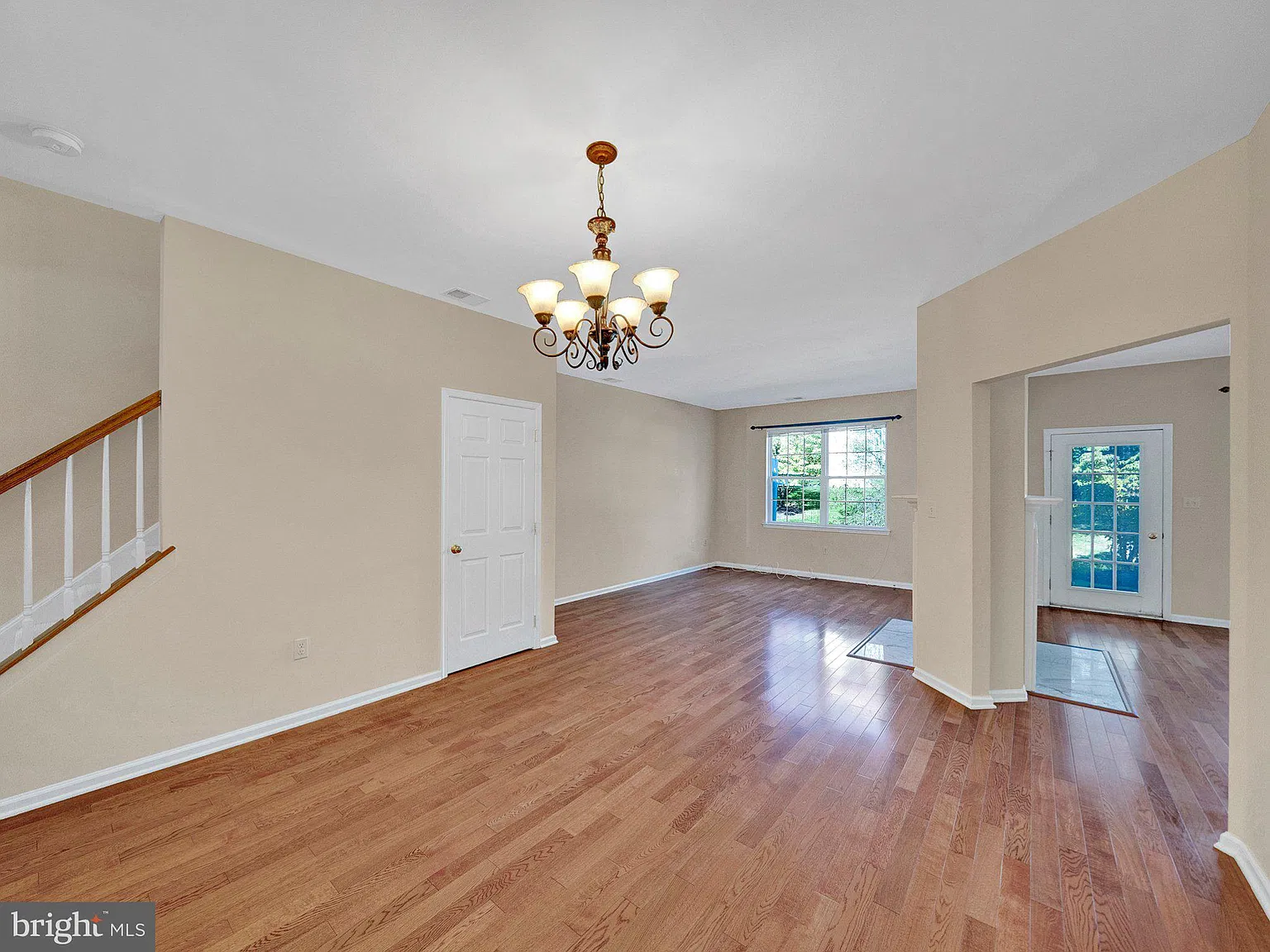 3 bed, 2.5 bath, 2312 sqft, $3,350 — Photo 1
