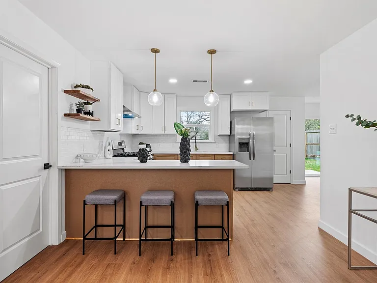 5023 Redstart St — Photo 13