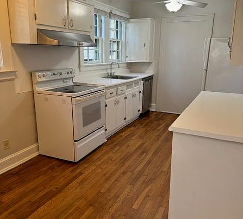 Kitchen. Room for small breakfast table to left.