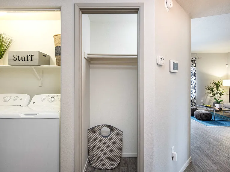 Ventana Canyon Apartments — Photo 17