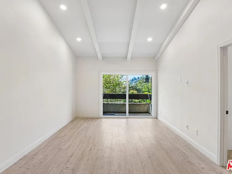 2700 Cahuenga Blvd E #4313 — Photo 3