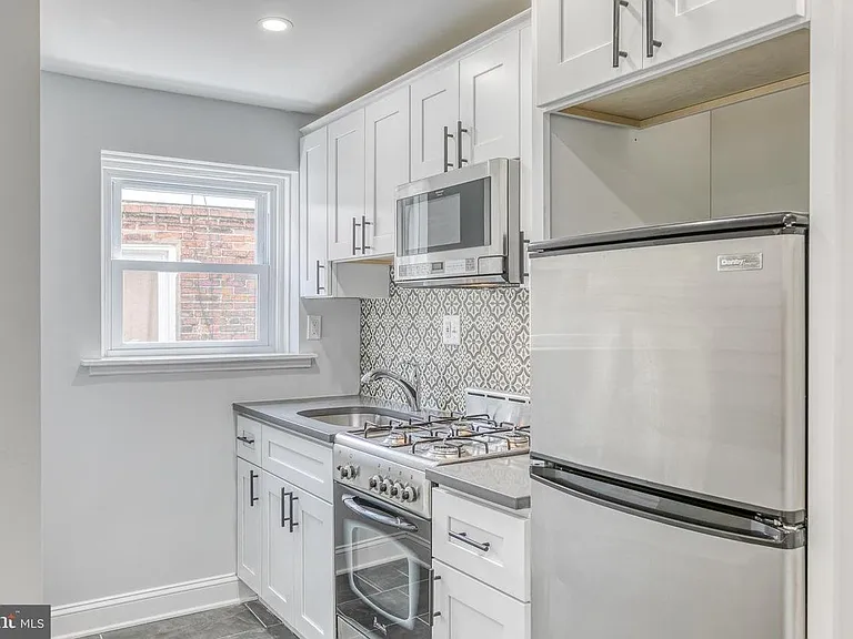 612 N 23rd St #3 — Photo 3