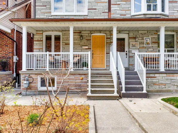 38 Wiltshire Ave, Toronto, ON M6N 2V9