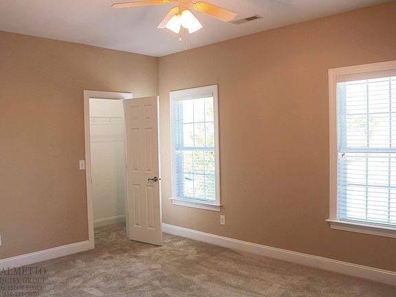 3rd image of 16 Nandina Dr
