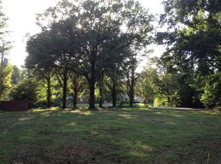 132 N White Station Rd, Memphis, TN 38120